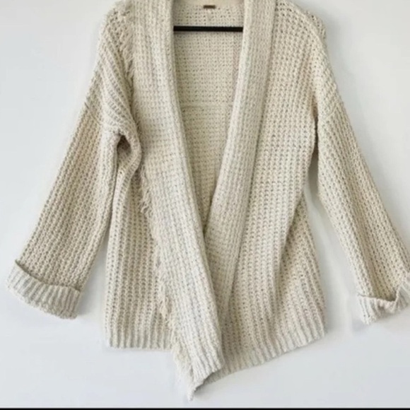 NWOT FREE PEOPLE I'LL BE AROUND CARDI CARDIGAN SWEATER - Picture 8 of 10